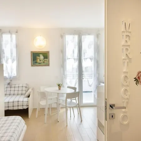 Bed & Breakfast Cá Bianca Ventisette 4*