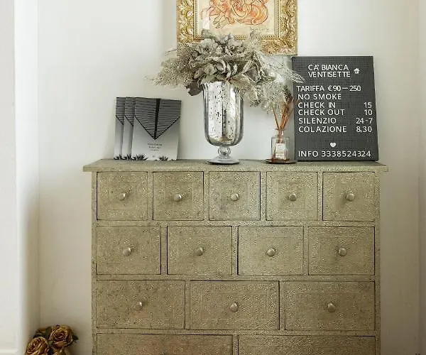 Ca Bianca Ventisette 4*