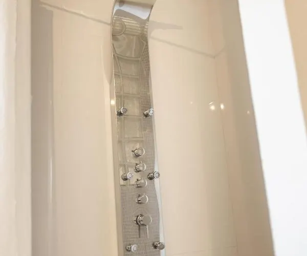 Cá Bianca Ventisette 4* Riccione