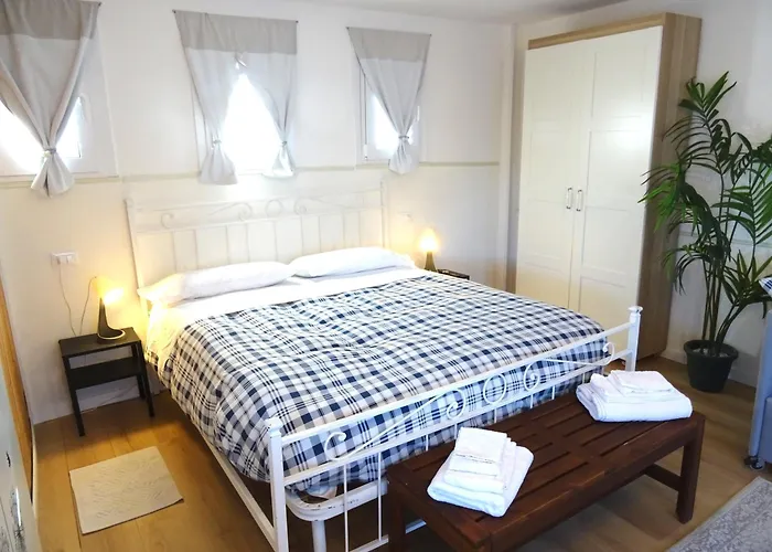 Ca Bianca Ventisette Bed & Breakfast 4*